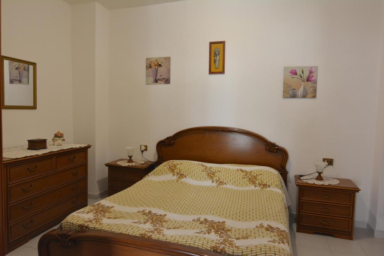 Casa Vacanze I Girasoli 伊格莱西亚斯 外观 照片